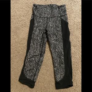 Lululemon cropped leggings
